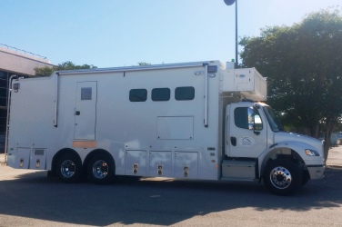  Mobile Command Bus